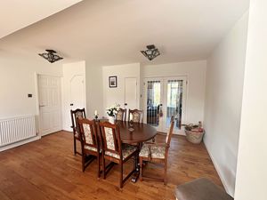 Dining Area- click for photo gallery